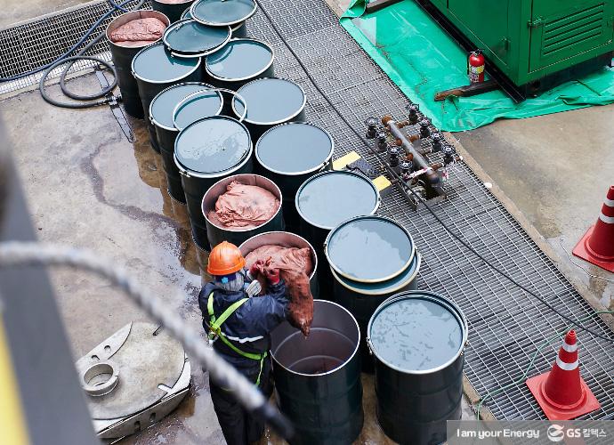 공정의 완벽 운전을 책임지다!! – GS칼텍스의 대정비작업 (TA) 10 공정의 완벽 운전을 책임지다!! – GS칼텍스의 대정비작업 (TA) | gsc turn around 클리닝 코크스 드럼통 세퍼레이터