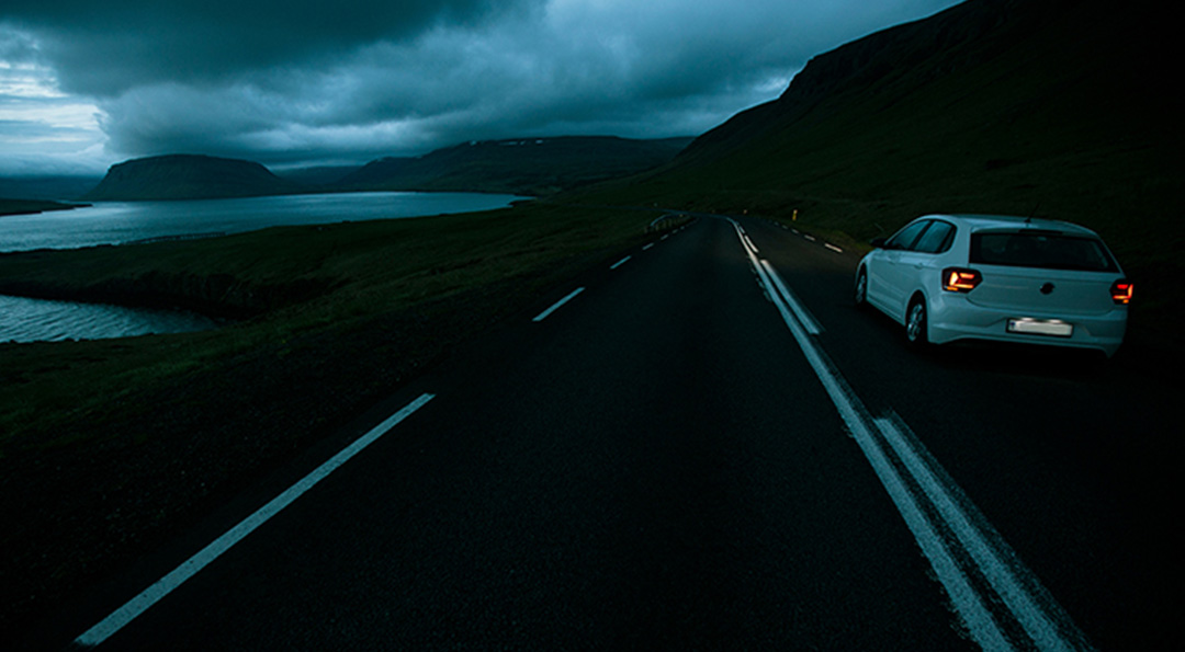 어두운 밤길, 가로등 필요 없는 자체 발광 도로가 있다?! 3 어두운 밤길, 가로등 필요 없는 자체 발광 도로가 있다?! | 20211210 01 02