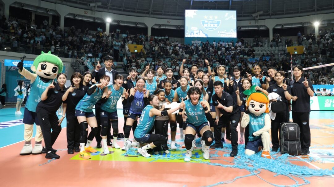 10월 19일 열린 V리그 시즌 개막전, 기업은행을 3-1로 제압하고 승리